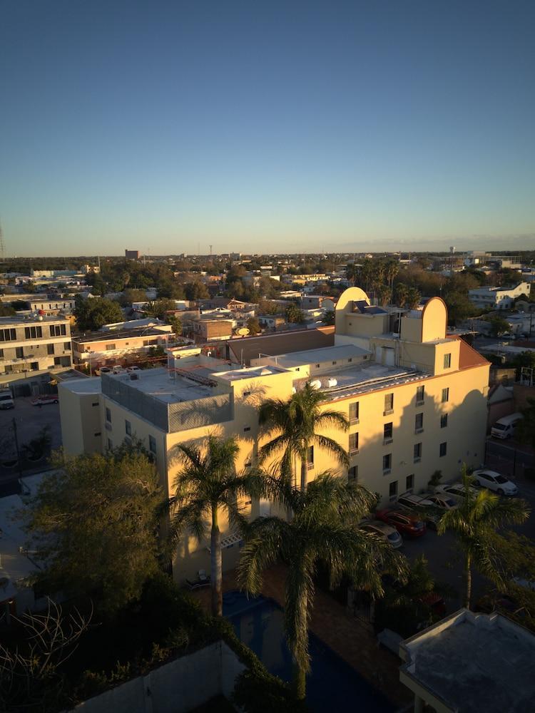 Best Western Hotel Plaza Matamoros Buitenkant foto