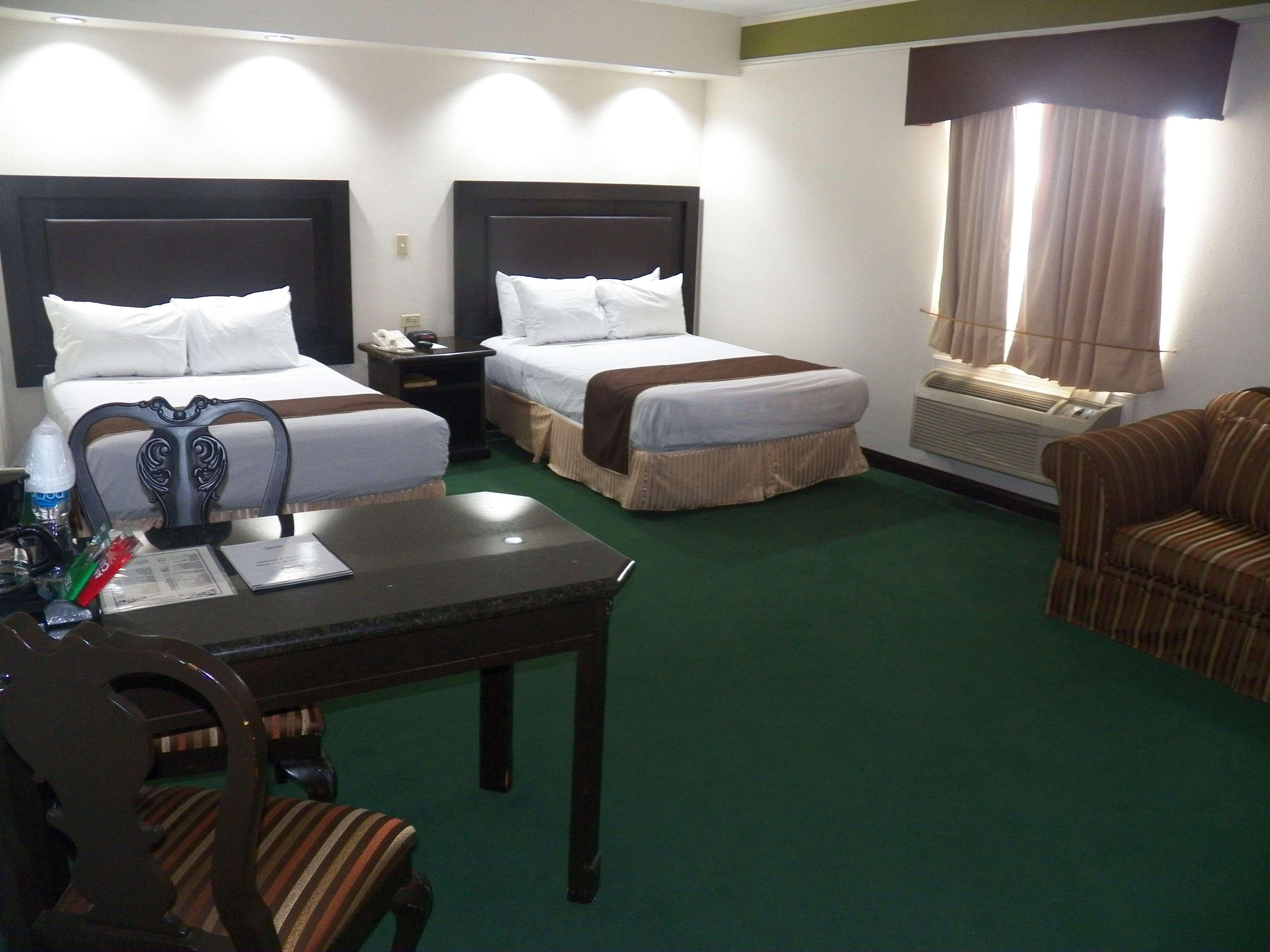 Best Western Hotel Plaza Matamoros Buitenkant foto