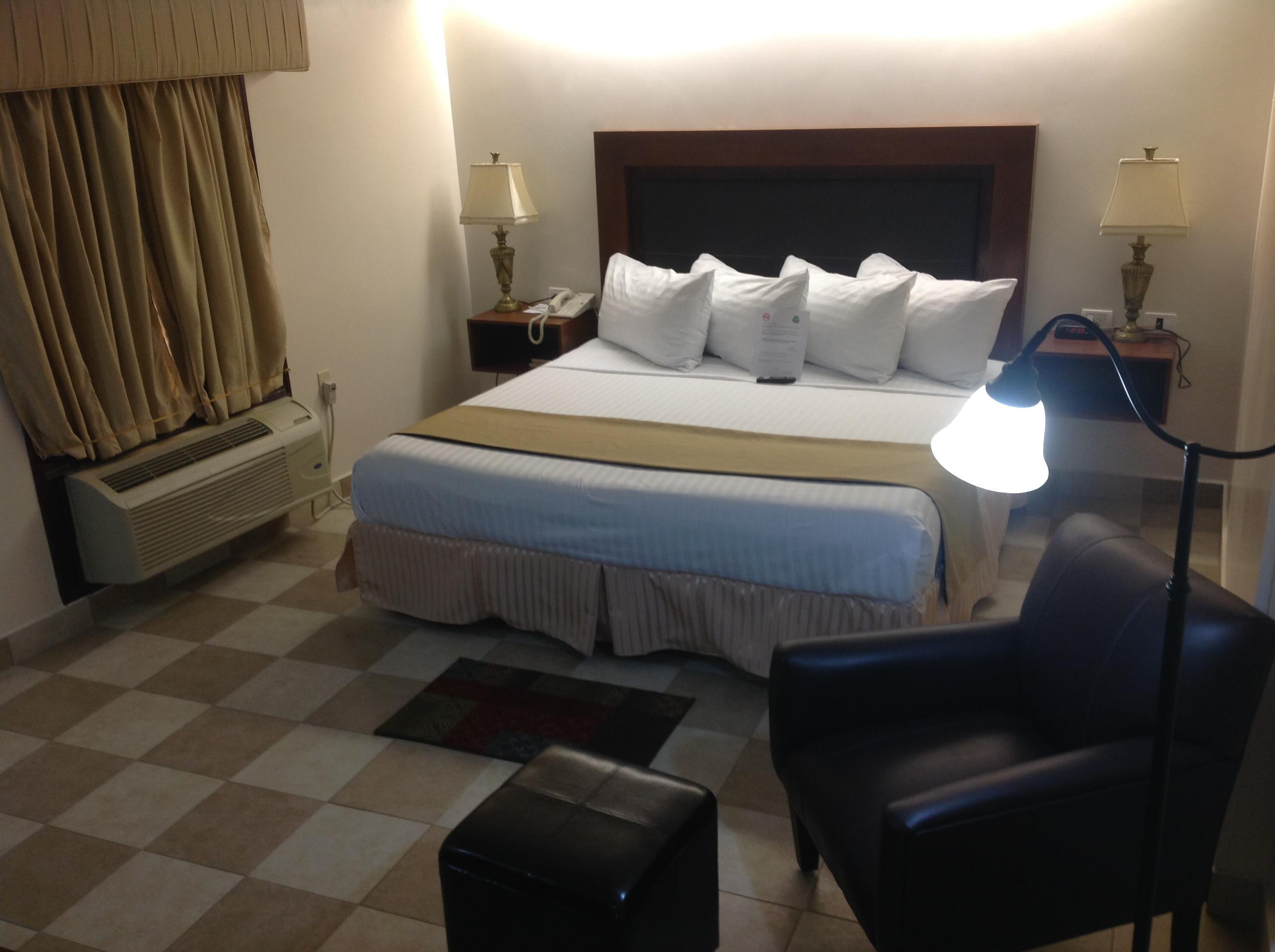 Best Western Hotel Plaza Matamoros Buitenkant foto