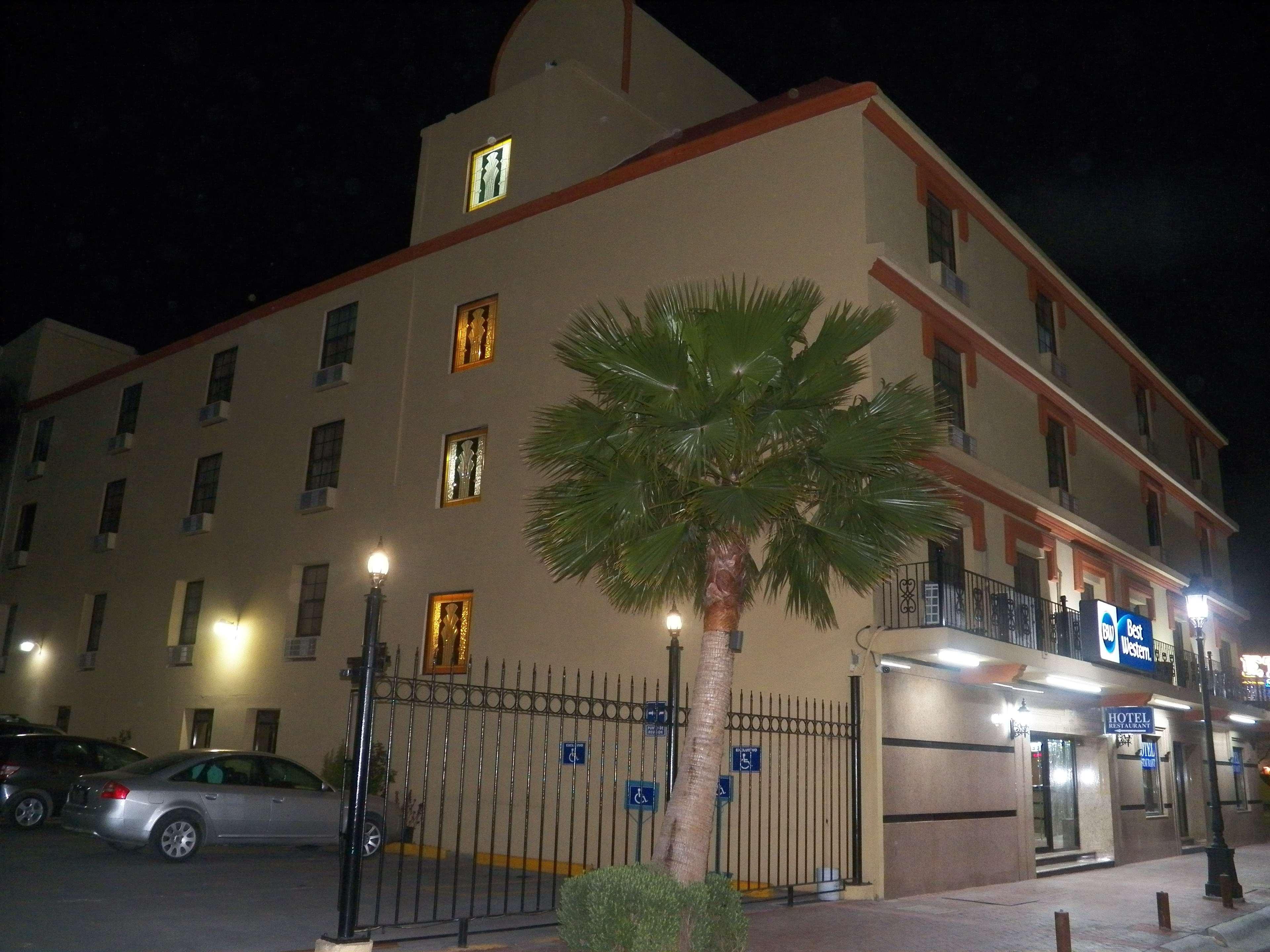 Best Western Hotel Plaza Matamoros Buitenkant foto