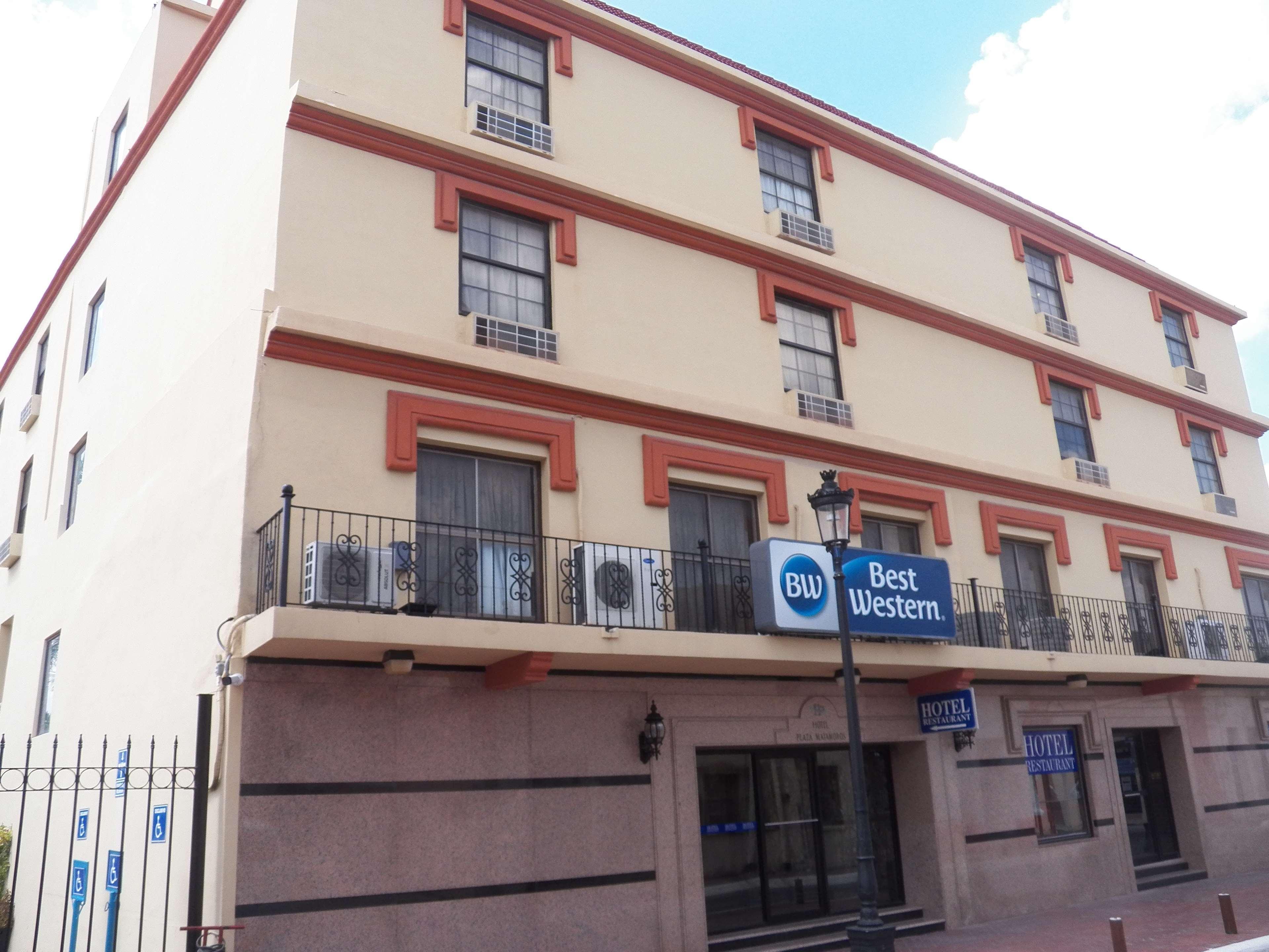 Best Western Hotel Plaza Matamoros Buitenkant foto