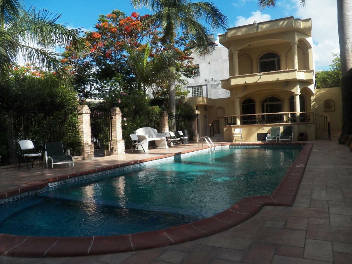 Best Western Hotel Plaza Matamoros Buitenkant foto