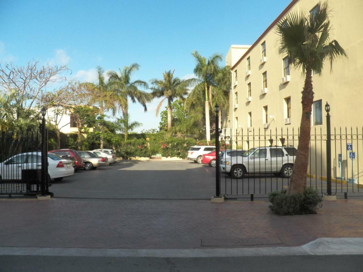 Best Western Hotel Plaza Matamoros Buitenkant foto