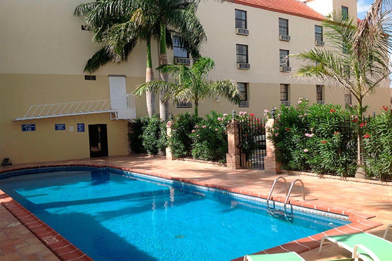 Best Western Hotel Plaza Matamoros Buitenkant foto
